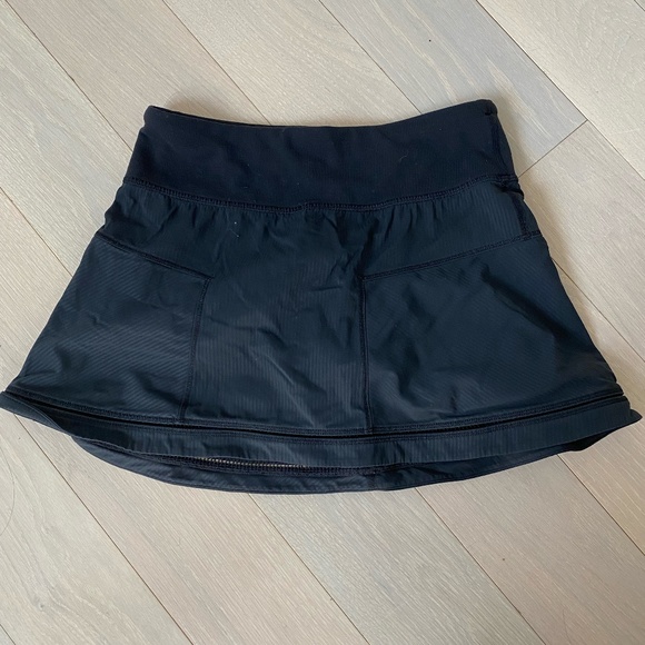 Ivivva girls black athletic/leisure skort - Picture 1 of 2